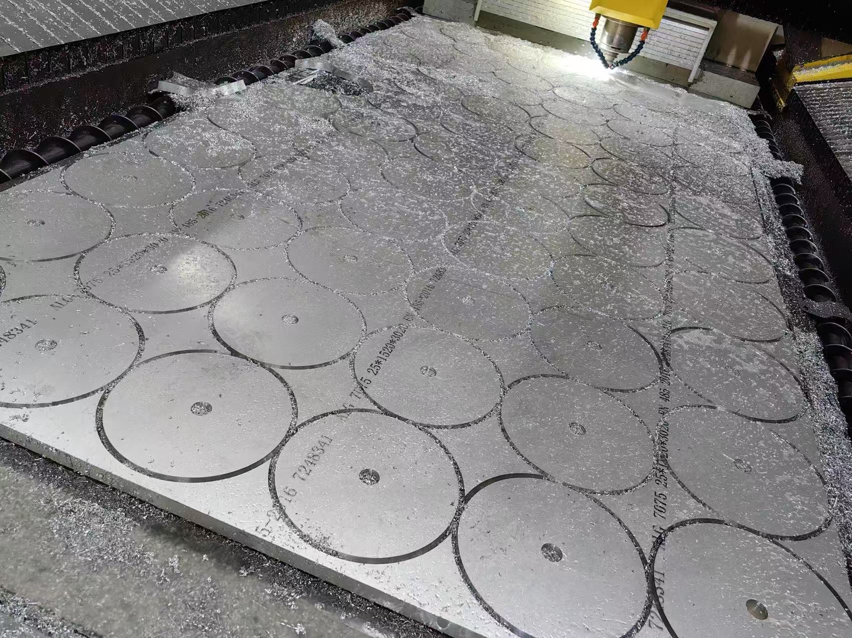 铝模具